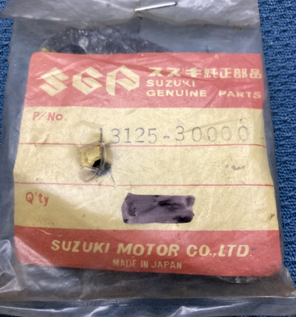 NEW GENIUNE SUZUKI 13125-30000 Gasket, Carburetor