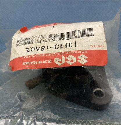 NEW GENIUNE SUZUKI 13110-18A02 Pipe, Intake