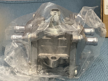 NEW GENIUNE SUZUKI 18450-33E12 Valve Assembly, 2ND Air