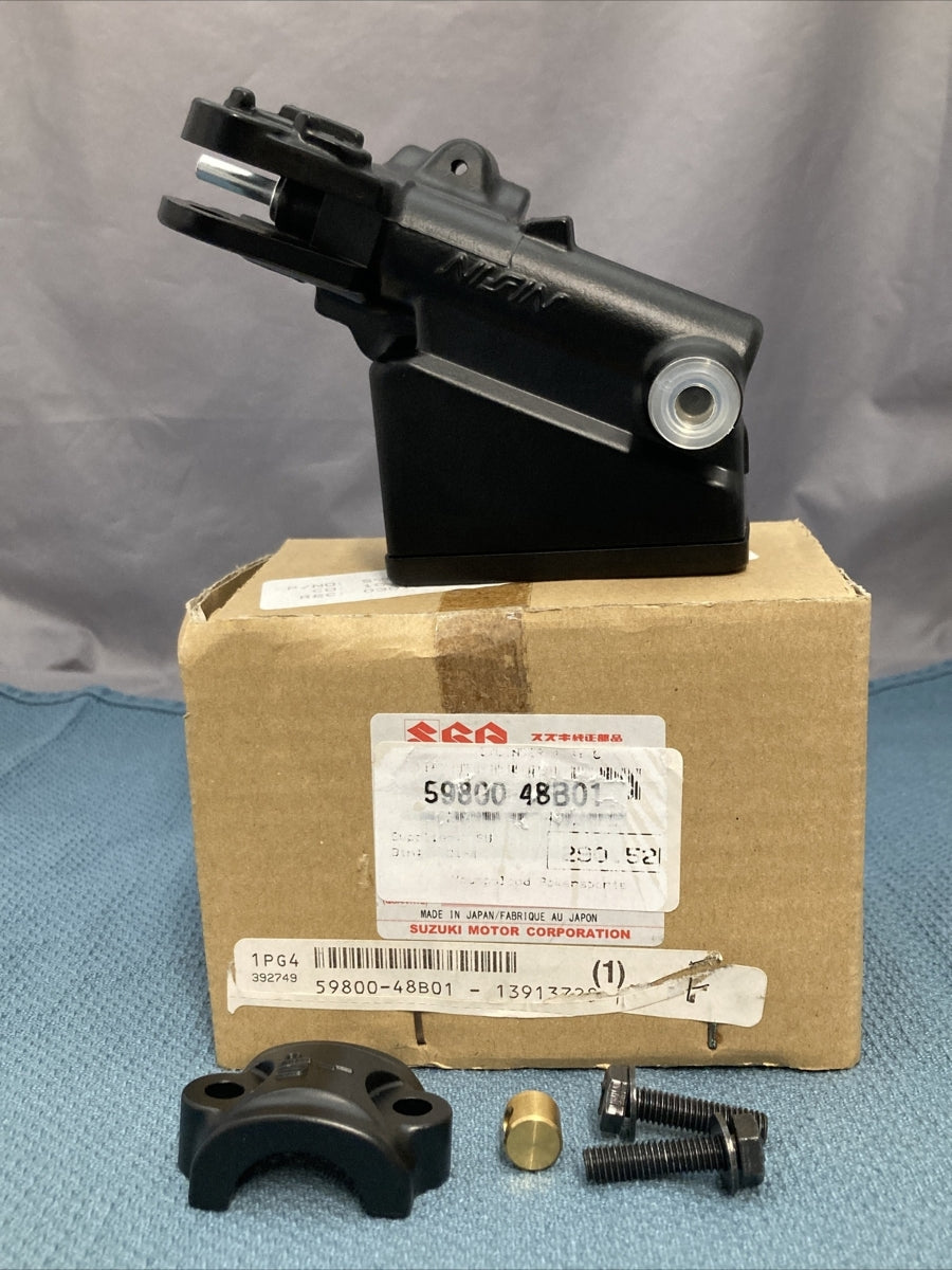 NEW GENIUNE SUZUKI 59800-48B01 Cylinder Assembly, Clutch Master