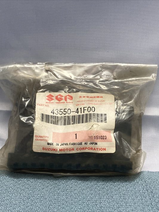 NEW GENUINE SUZUKI 43550-41F00 RUBBER, FRONT FOOTREST