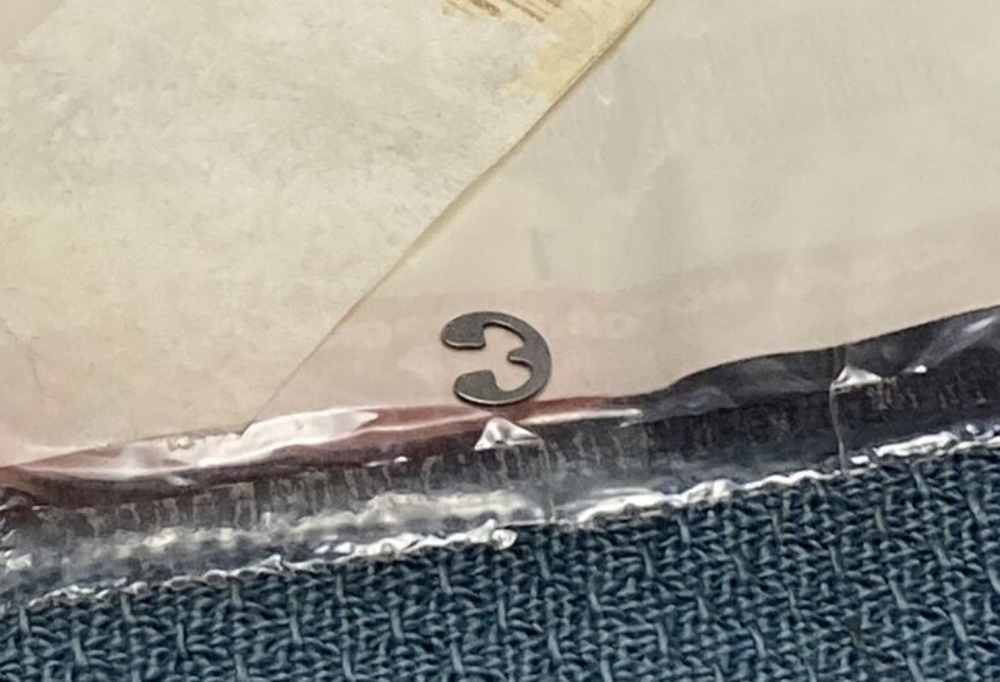 QTY 9 NEW GENUINE SUZUKI 13394-10010 NEEDLE CLIP