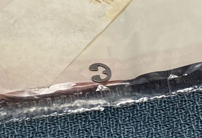 QTY 9 NEW GENUINE SUZUKI 13394-10010 NEEDLE CLIP