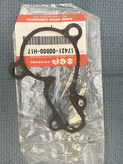 NEW GENIUNE SUZUKI 17431-00B00-H17 Gasket, Water Pump Case