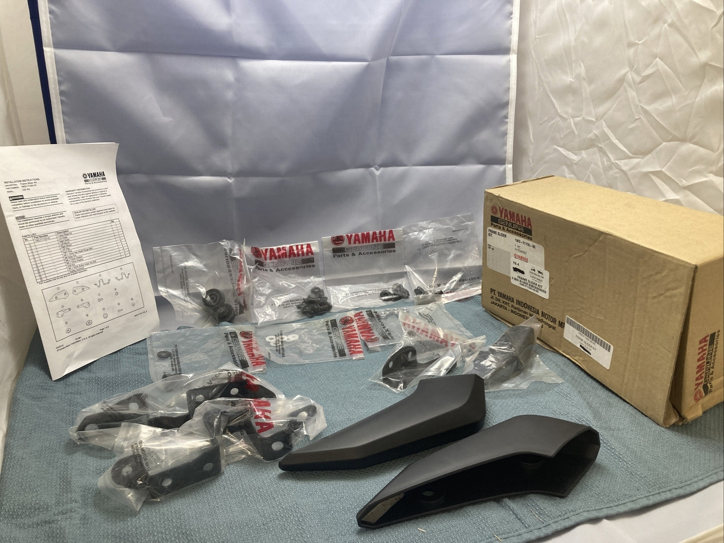 NEW GENUINE YAMAHA 1WD-F11D0-V0 FRAME SLIDER KIT