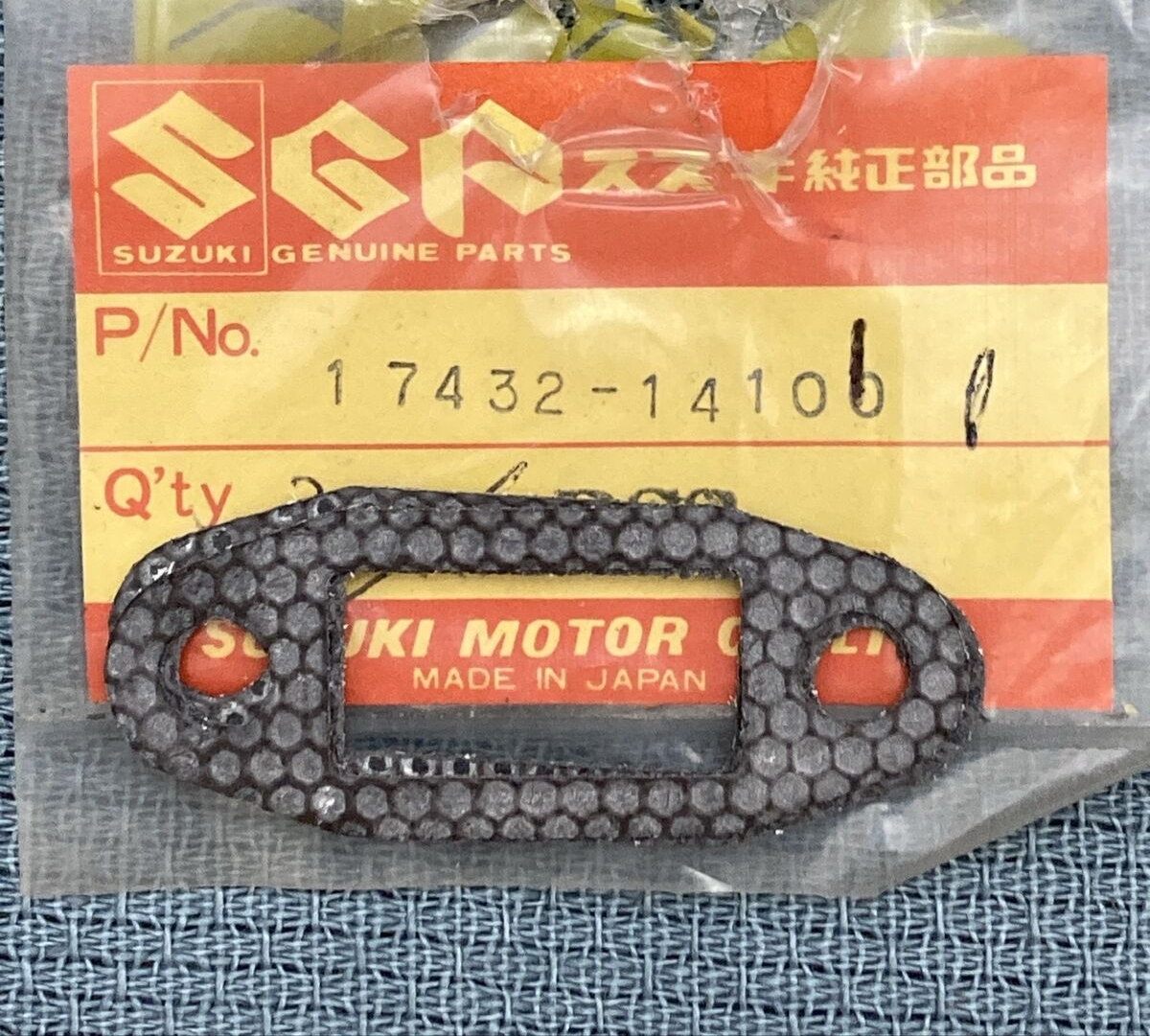 NEW GENIUNE SUZUKI 17432-14100 Gasket WATER PUMP