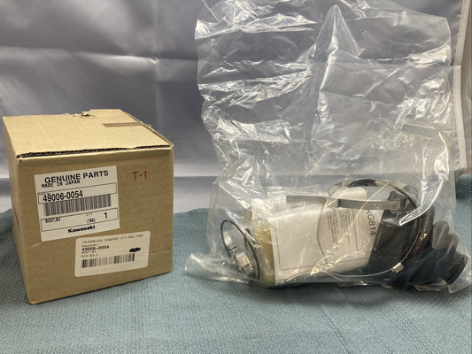 NEW GENUINE KAWASAKI 49006-0054 BOOT, BJ