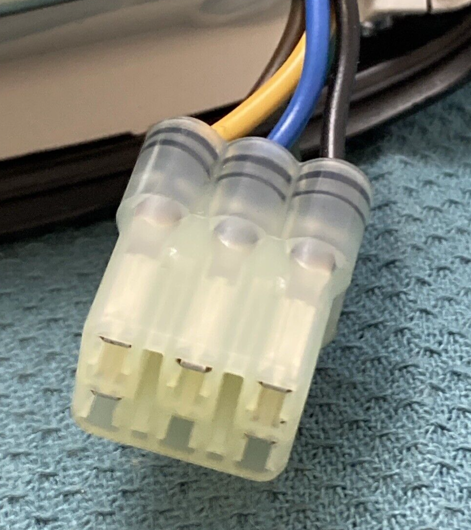 NEW GENIUNE YAMAHA 1D7-84710-01 TAILLIGHT UNIT ASSEMBLY