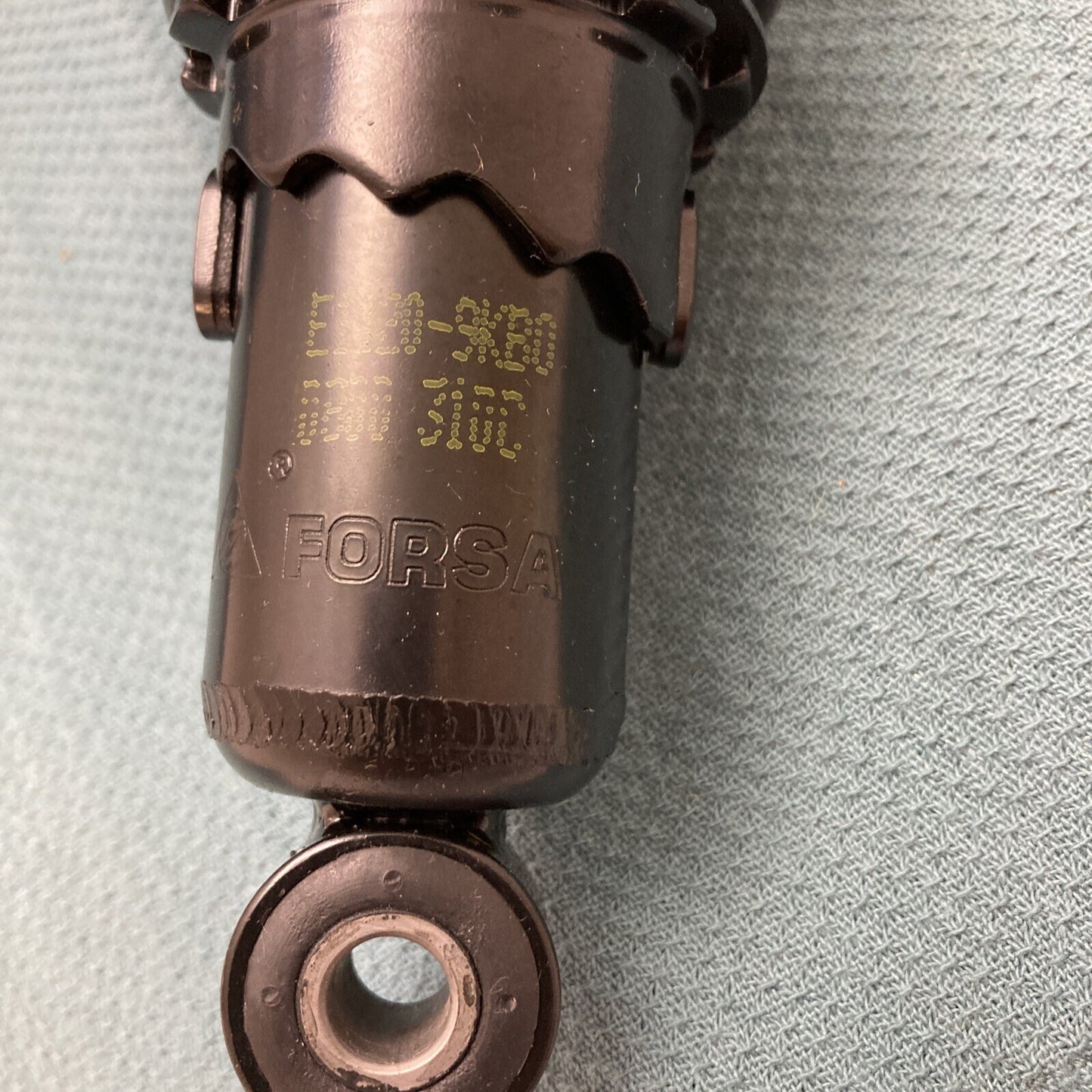 NEW GENIUNE YAMAHA 43D-F2210-00 SHOCK ABSORBER ASSEMBLY, REAR