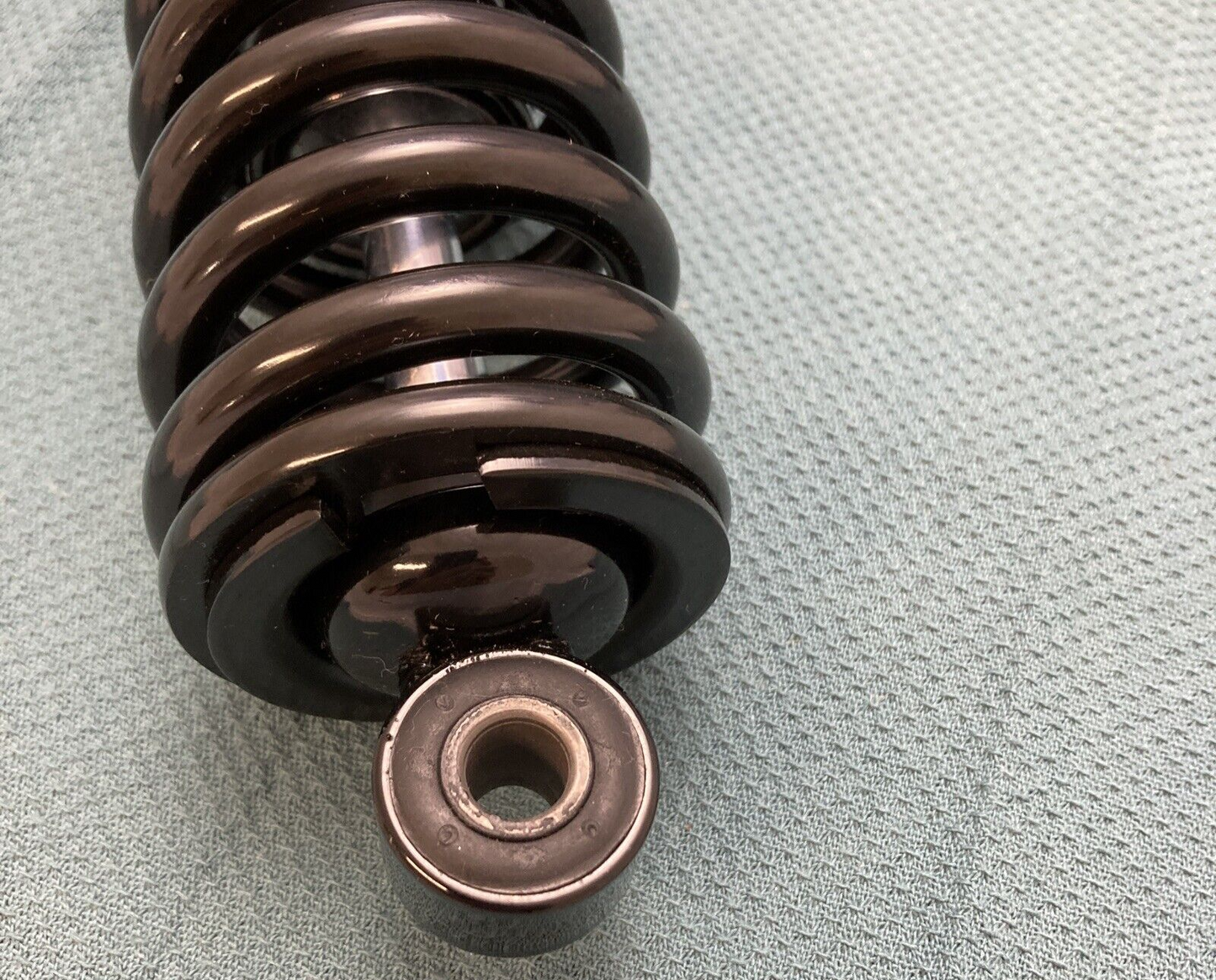 NEW GENIUNE YAMAHA 43D-F2210-00 SHOCK ABSORBER ASSEMBLY, REAR