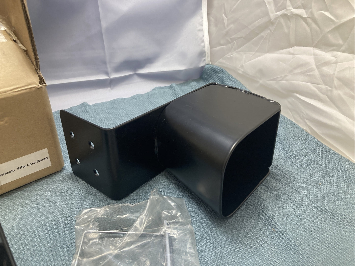 NEW KAWASAKI KAF080-013 RIFLE CASE MOUNT