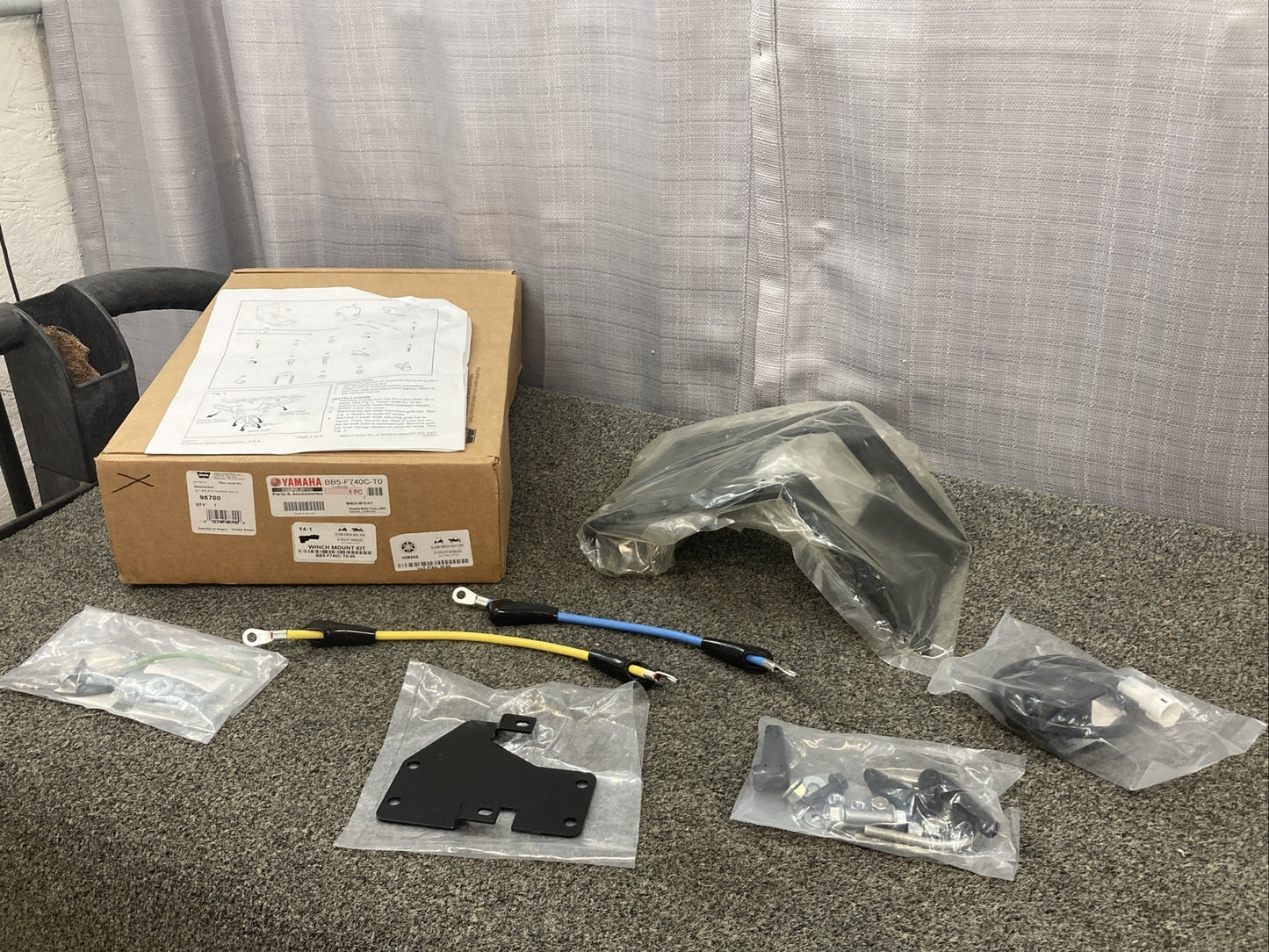 NEW GENUINE YAMAHA BB5-F740C-T0 WINCH MOUNT KIT