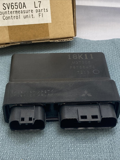 NEW GENUINE SUZUKI 32920-18K21-RX0 ECM SV650/E33 2