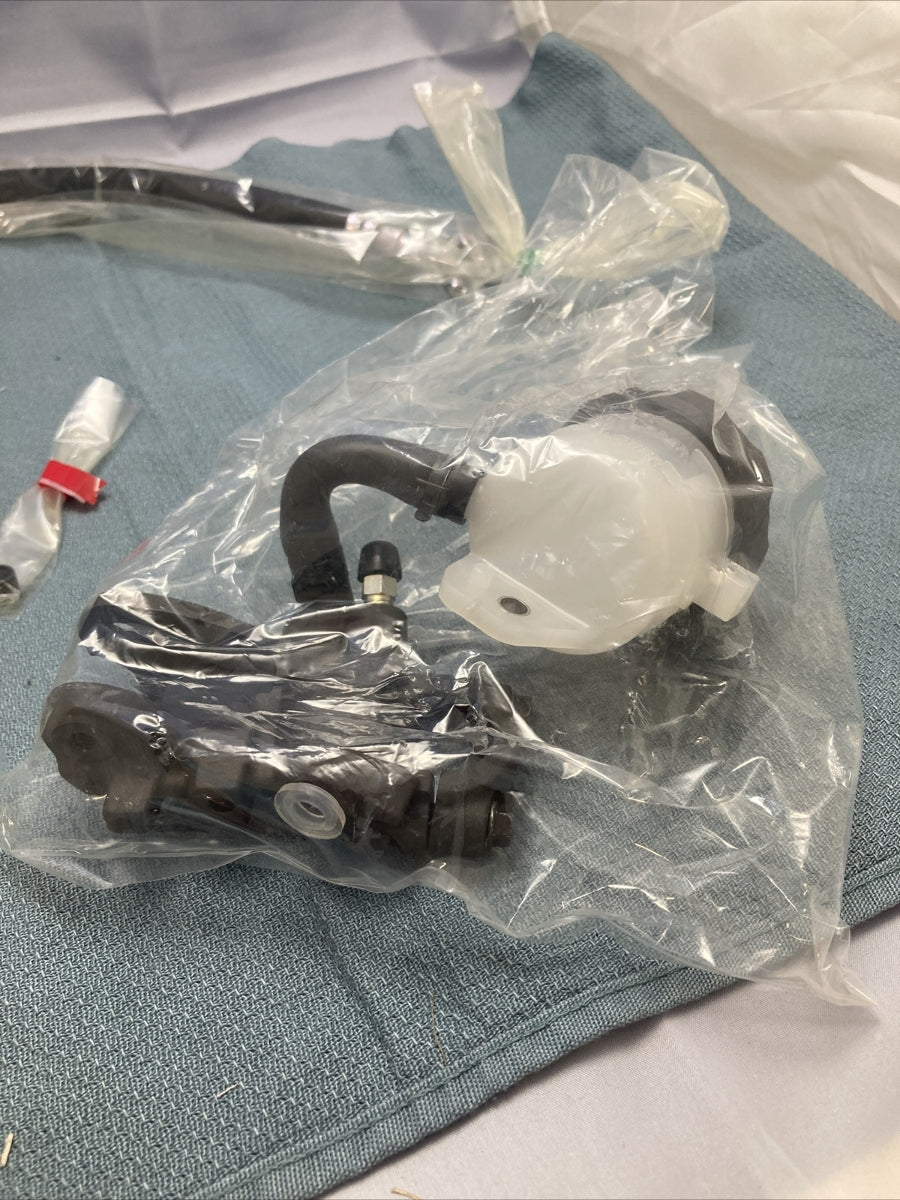 NEW GENUINE SUZUKI 59000-01810-RX0 MASTER CYLINDER  KIT, PARTIAL