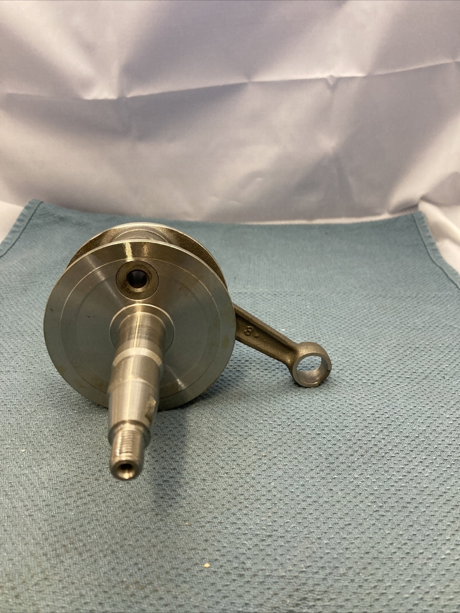 NEW GENUINE SUBARU ROBIN 106-202-0220 Crankshaft