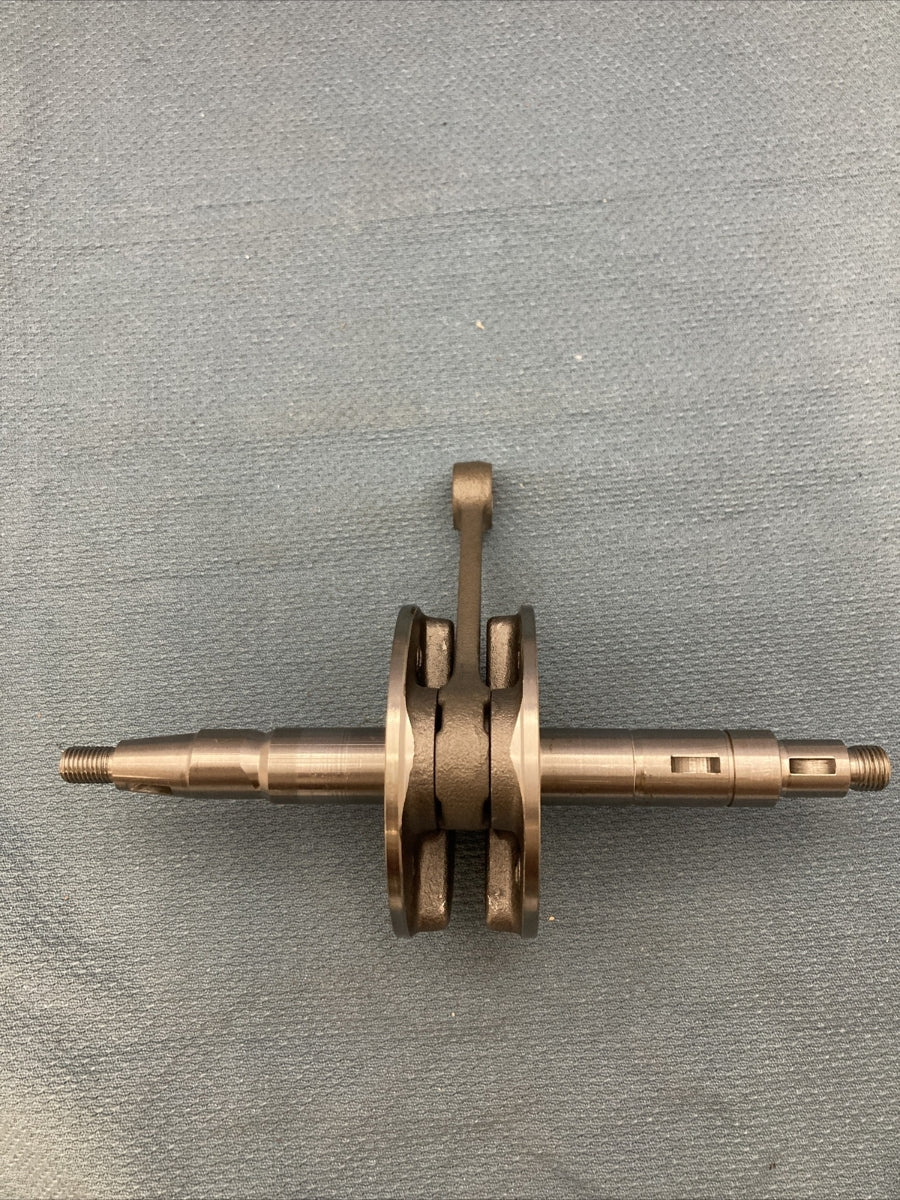 NEW GENUINE SUBARU ROBIN 106-202-0220 Crankshaft