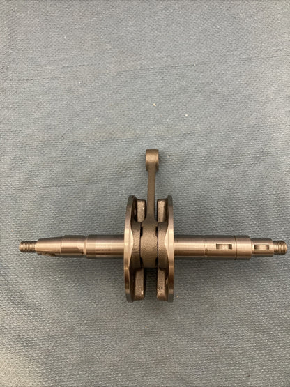 NEW GENUINE SUBARU ROBIN 106-202-0220 Crankshaft