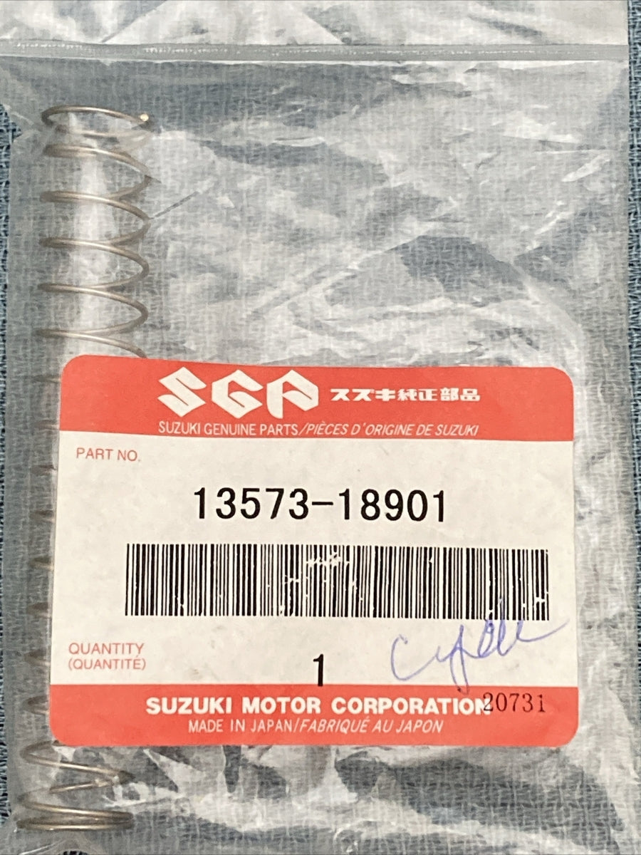 NEW GENIUNE SUZUKI 13573-18901 CARBURETOR Spring