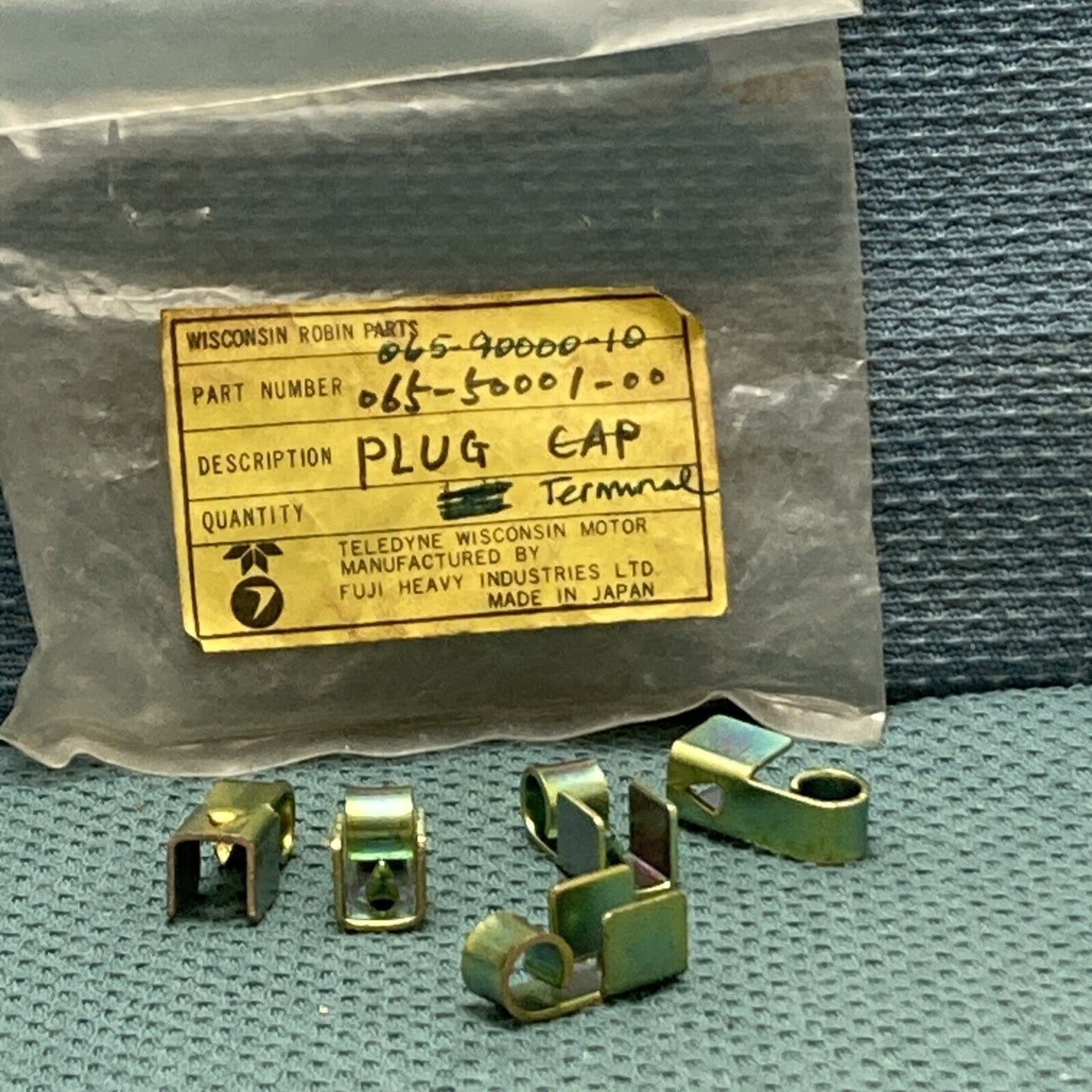 QTY 5 NEW GENUINE WISCONSIN ROBIN 065-50001-00 PLUG, TERMINAL