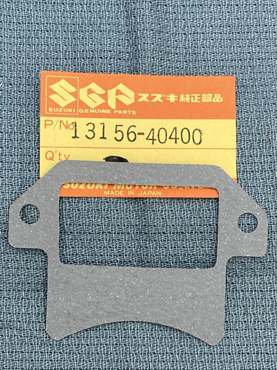 NEW GENIUNE SUZUKI 13156-40400 CYLINDER Gasket, Reed Valve