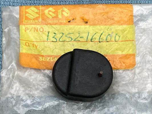NEW GENIUNE SUZUKI 13252-16600 CARBURETOR Float