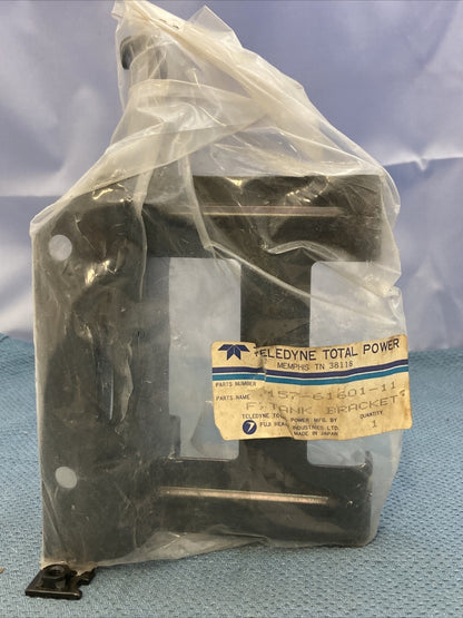 NEW GENIUNE WISCONSIN TELEDYNE SUBARU ROBIN 157-61601-11 FUEL TANK BRACKET