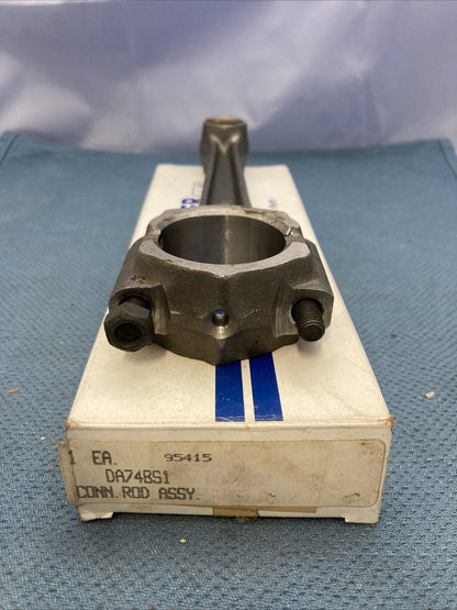 NEW GENIUNE WISCONSIN CONTINENTAL DA74BS1 CONNECTING ROD