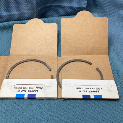 NEW GENUINE WISCONSIN DR31C S10 COMPLETE PISTON RING SET (1 PISTON)