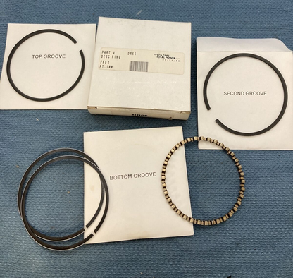 NEW GENUINE WISCONSIN CONTINENTAL DR66 PISTON RING SET