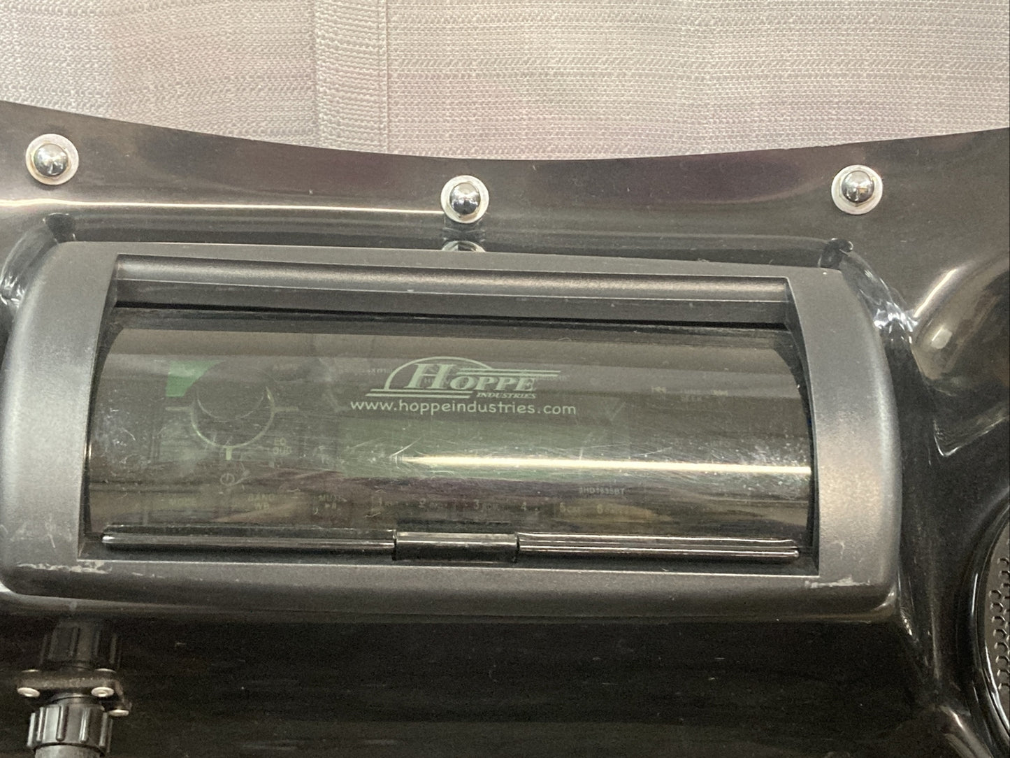 HOPPE BATWING FAIRING CONSEL FOR HARLEY DAVIDSON WITH JENSON SOUND SYSTEM