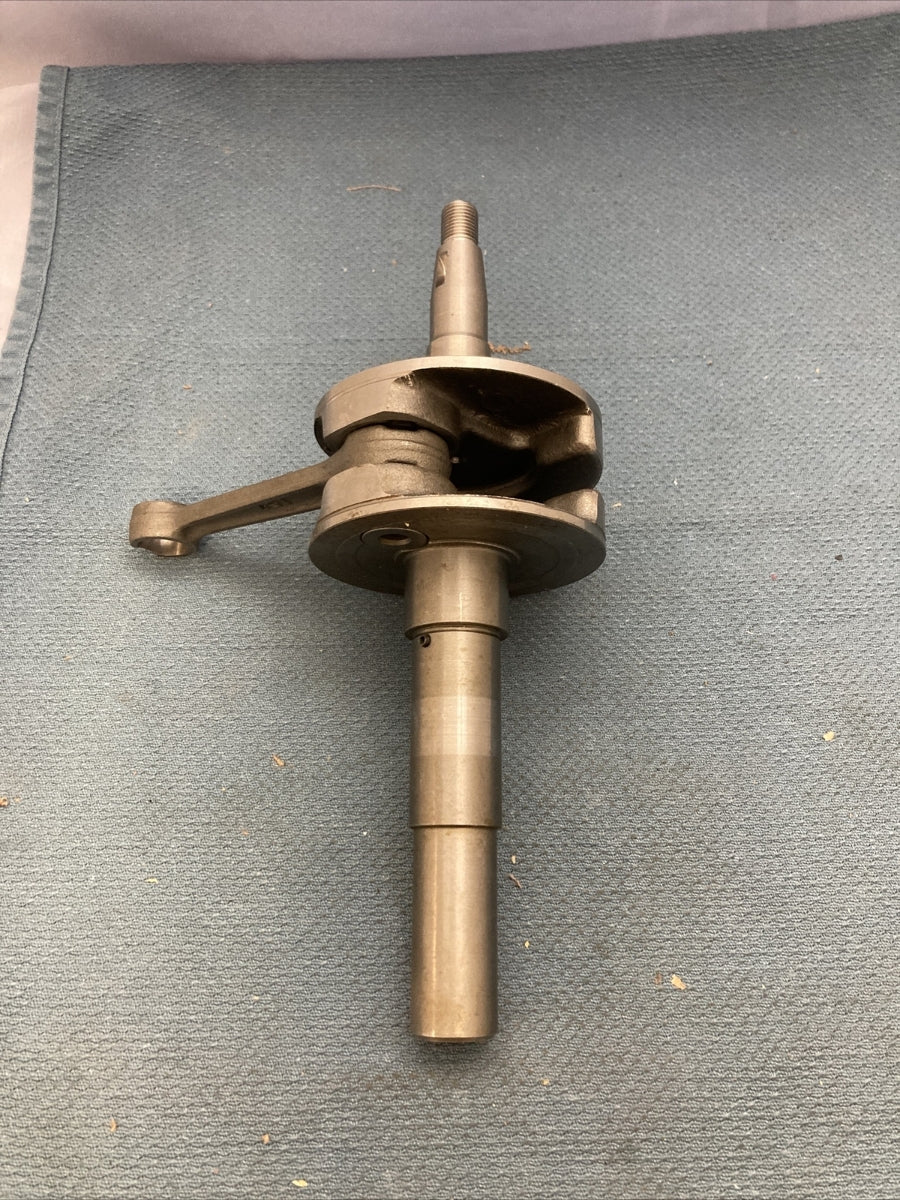 NEW GENUINE WISCONSIN TELEDYNE TOTAL POWER EY1572080100 CRANKSHAFT