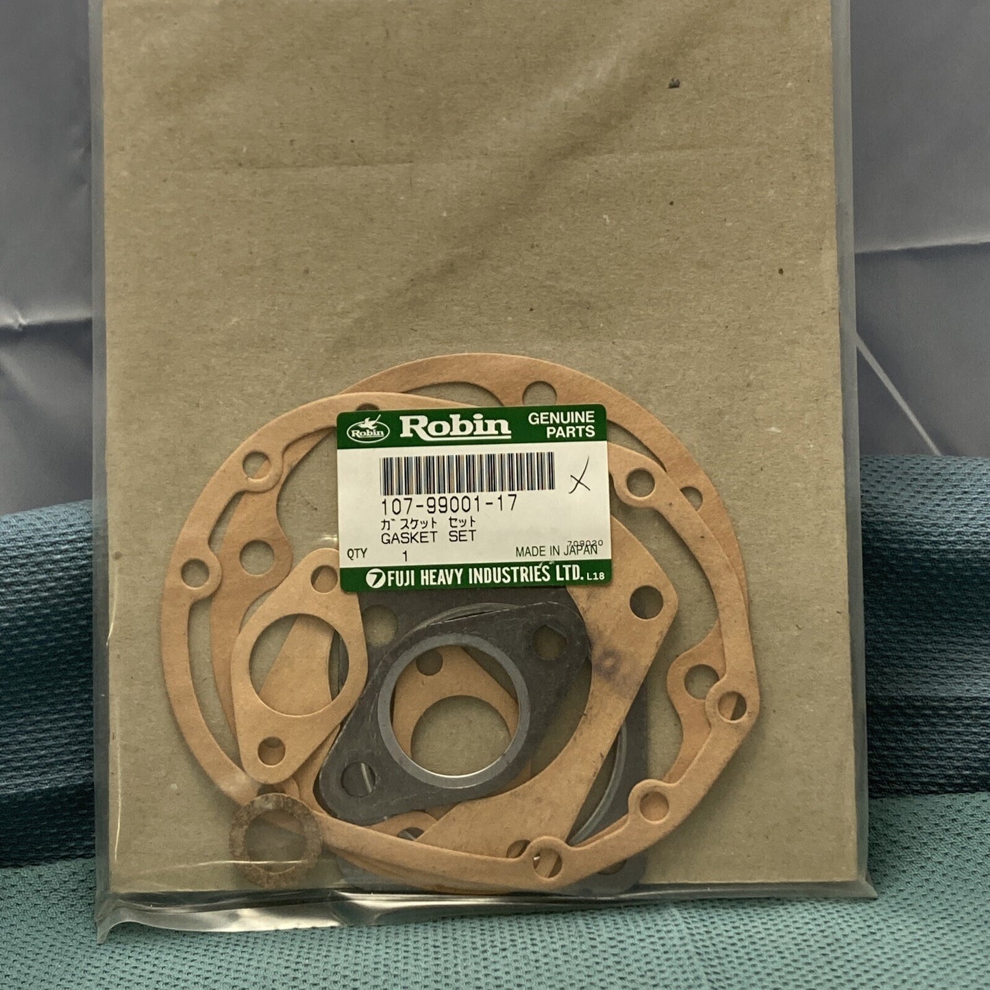NEW GENUINE SUBARU ROBIN 107-99001-17 GASKET SET