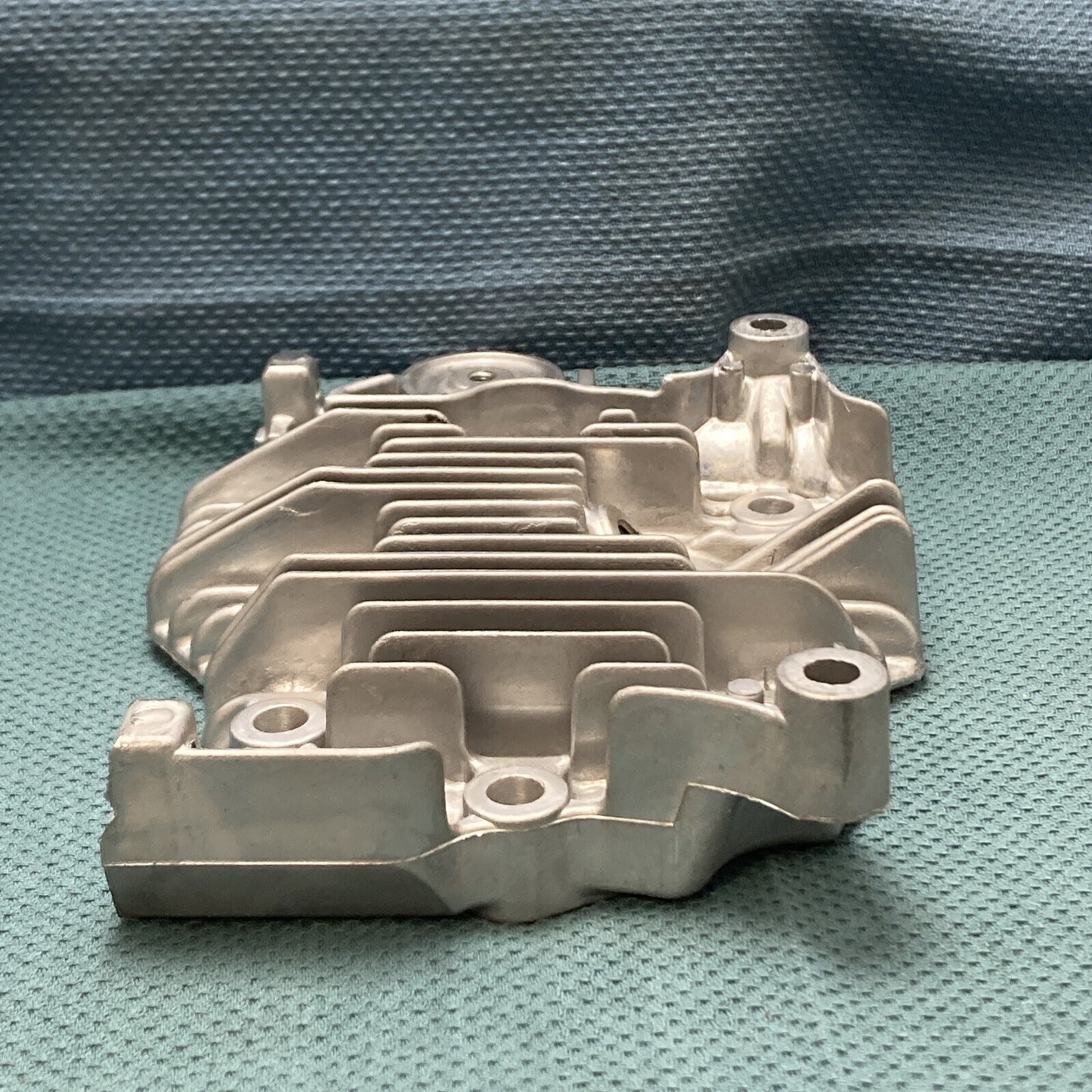 NEW GENUINE SUBARU ROBIN 227-13001-13 CYLINDER HEAD