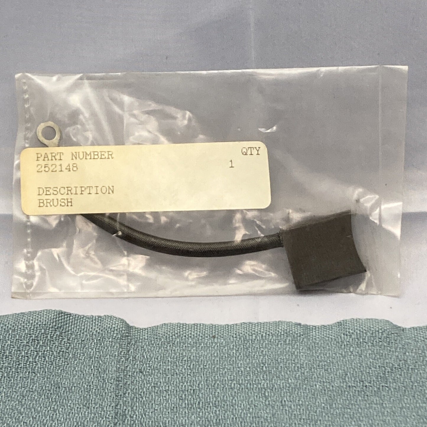 NEW REPLACES KOHLER 252148 BRUSH