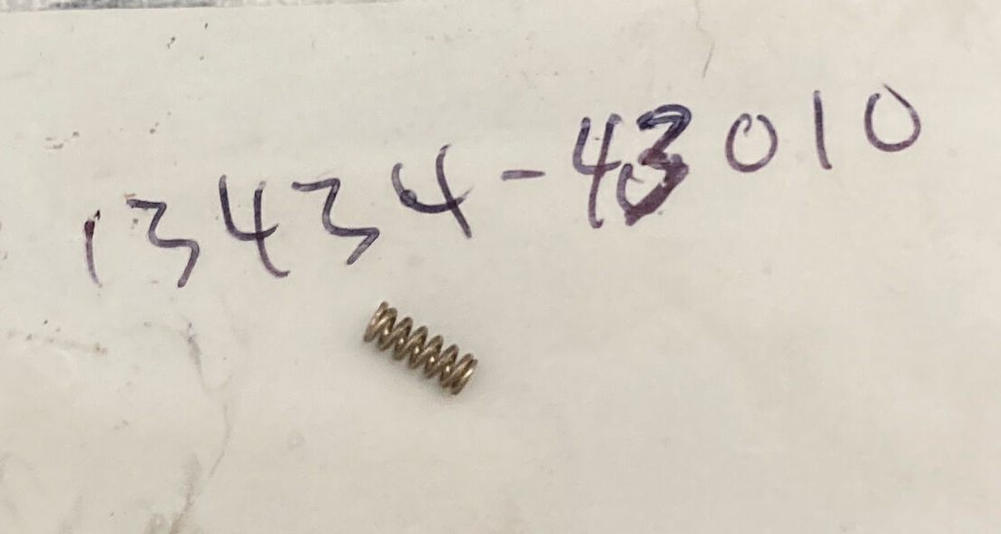 NEW REPLACES SUZUKI 13434-43010 CARBURETOR Spring