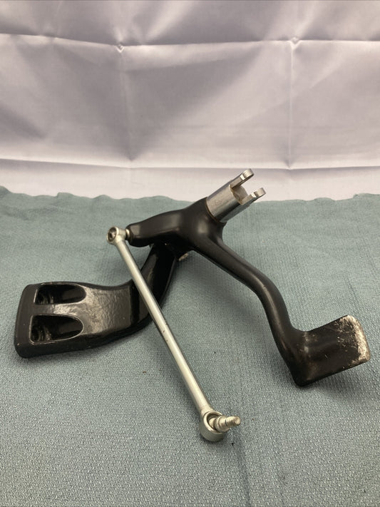 NEW HARLEY DAVIDSON 42971-04 MID CONTROL WITH LINKAGE NO PEG