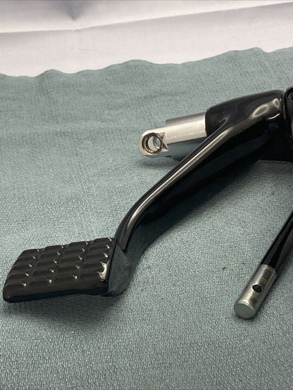 NEW HARLEY DAVIDSON 50600191 BLACK, MID CONTROL MOUNT BRACKET BRAKE PEDAL