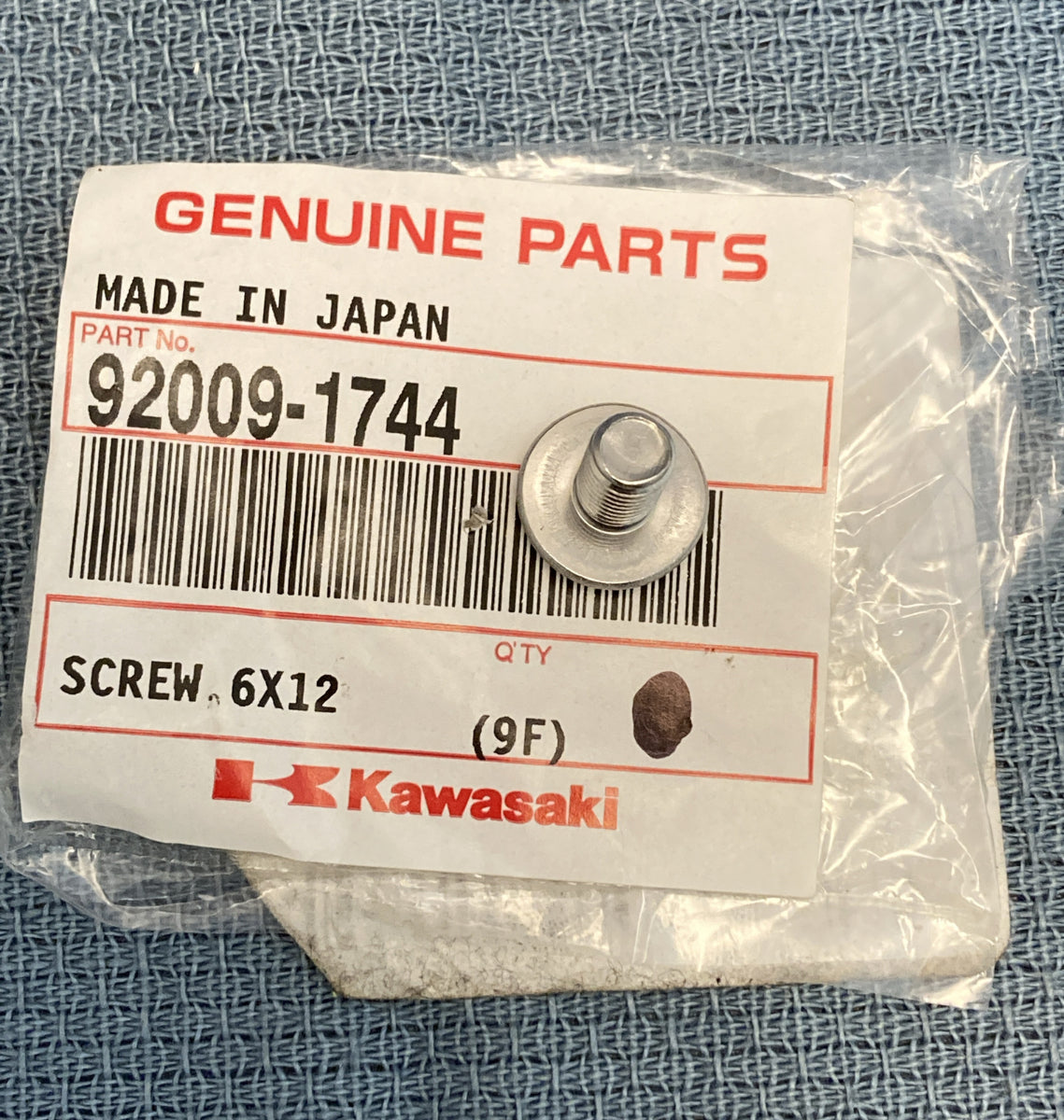 NEW GENUINE KAWASAKI 92009-1744 FENDERS Screw, 6X12