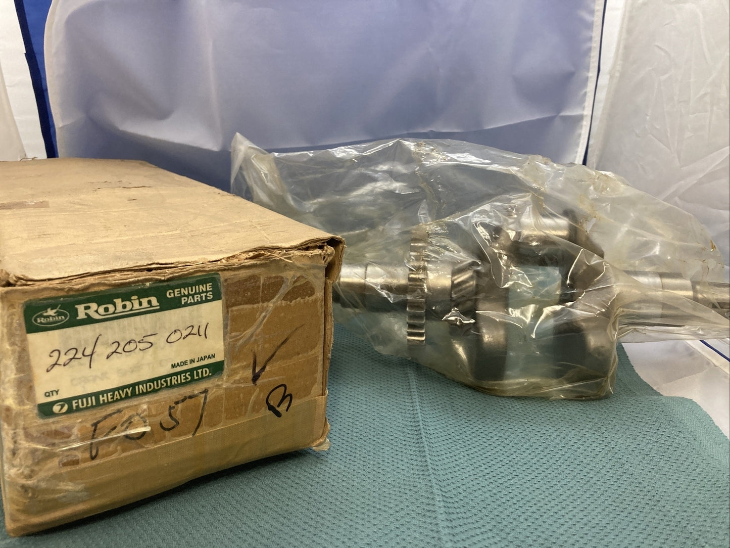 NEW GENUINE SUBARU ROBIN 224-20502-11 CRANKSHAFT SUPERCEDES 224-20502-01