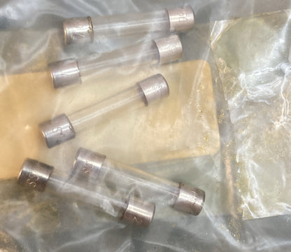 QTY 5 NEW REPLACES KOHLER 284205 FUSE, 1A, 250V, 0.25X1.25, FAST ACTING