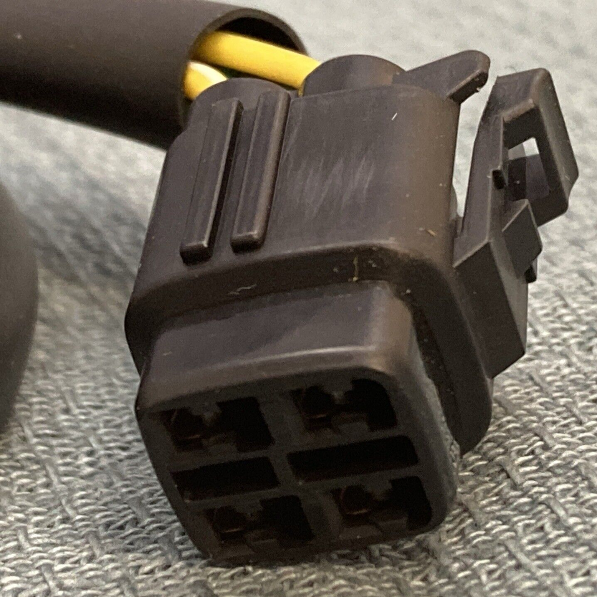 NEW GENUINE YAMAHA 90891-30143 Fr. Stop Switch Kit, FJR1300AS