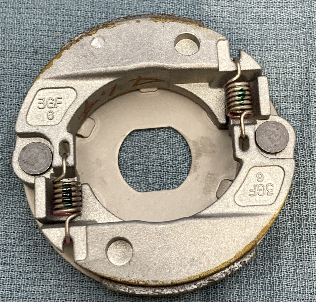 NEW GENUINE YAMAHA 3GF-16620-01 Clutch Carrier Assy