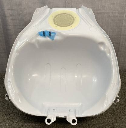 NEW GENUINE SUZUKI 44100-13K50-YWW Tank Assy fuel white