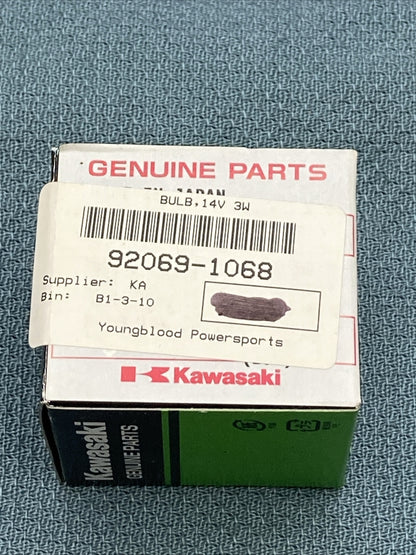 NEW GENIUNE KAWASAKI 92069-1068 Bulb, 12V 3W, T6.5