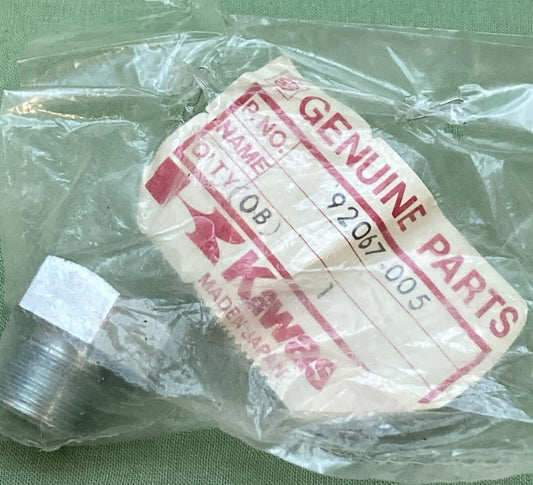 NEW GENIUNE KAWASAKI 92067-005 PLUG, CYLINDER HEAD