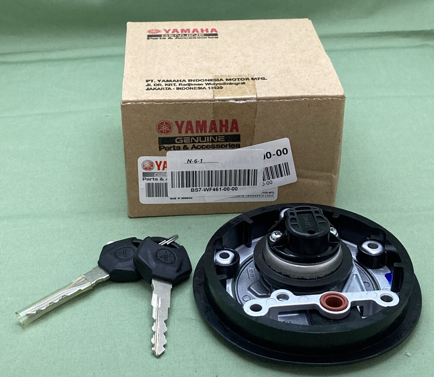 NEW GENUINE YAMAHA BS7-WF461-00 Cap Assembly