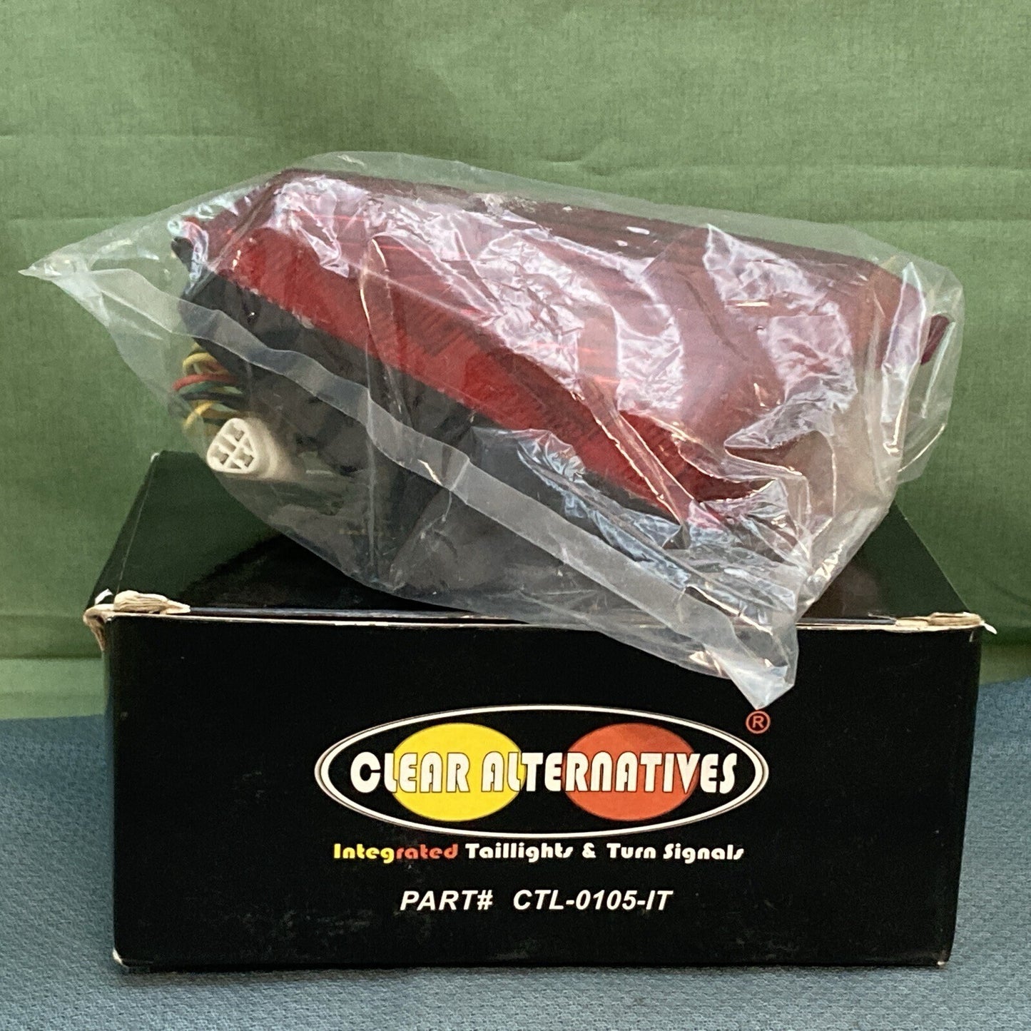 NEW CLEAR ALTERNATIVES CTL-0105-IT-R INTEGRATED TAILLIGHT