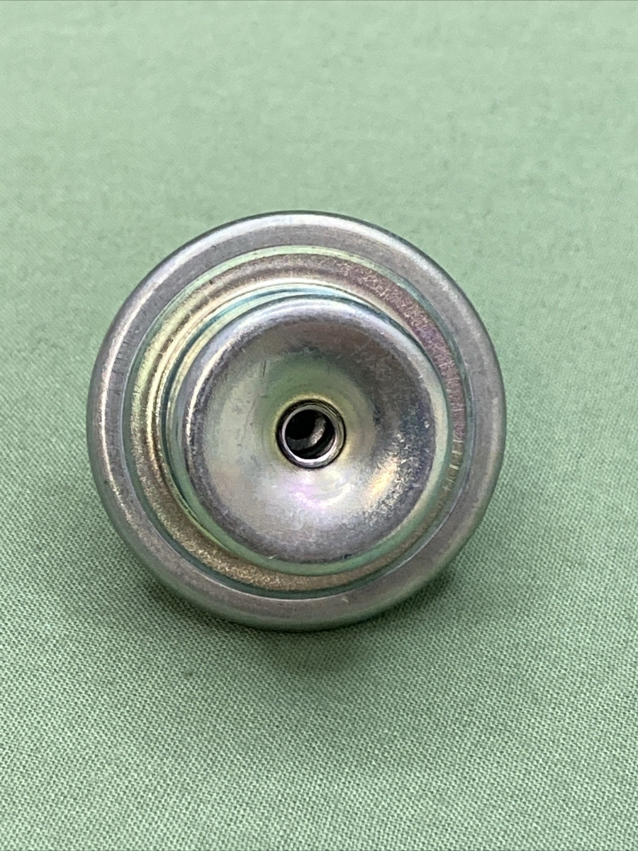 NEW GENIUNE QUANTUM FUEL SYSTEMS 821-0430 FUEL PRESSURE REGULATOR