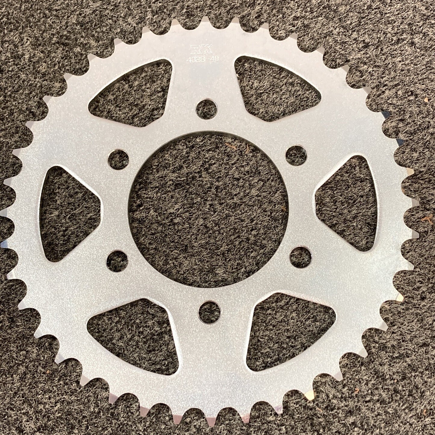 NEW RK 2068-989S QA MOTORCYCLE CHAIN AND SPROCKET KIT