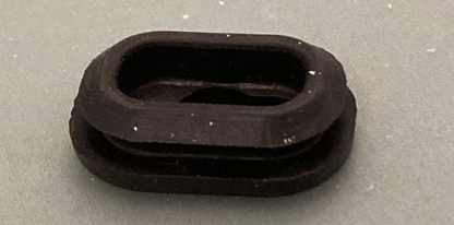 NEW GENUINE WISCONSIN SUBARU ROBIN 227-75001-03 GROMMET